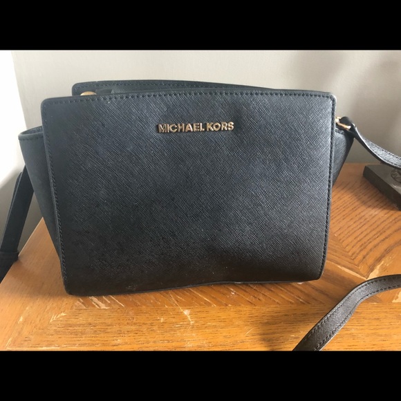 MICHAEL Michael Kors Handbags - MICHAEL Michael Kors Selma Saffiano Mini crossbody